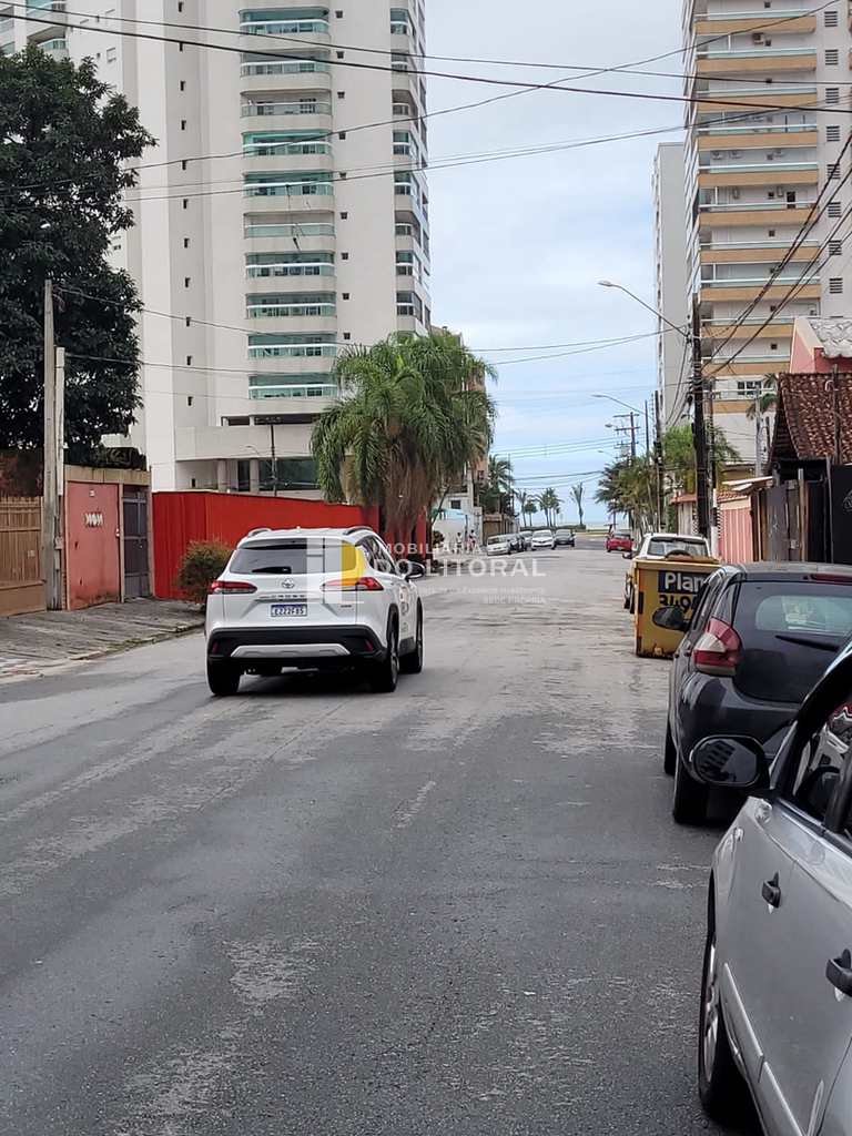 Apartamento em Praia Grande, no bairro Caiçara