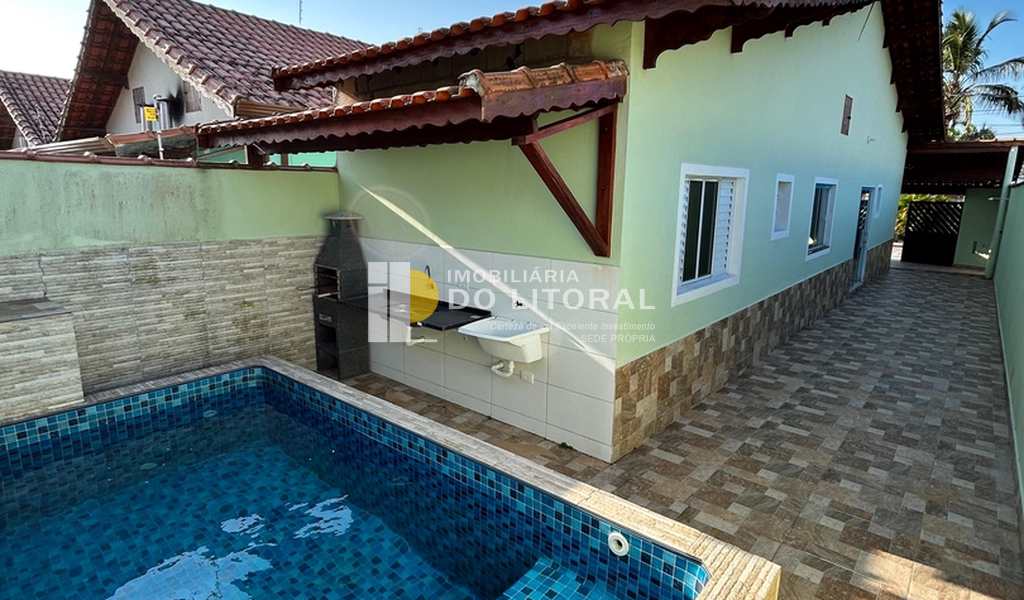 Casa em Mongaguá, bairro Balneário Jussara