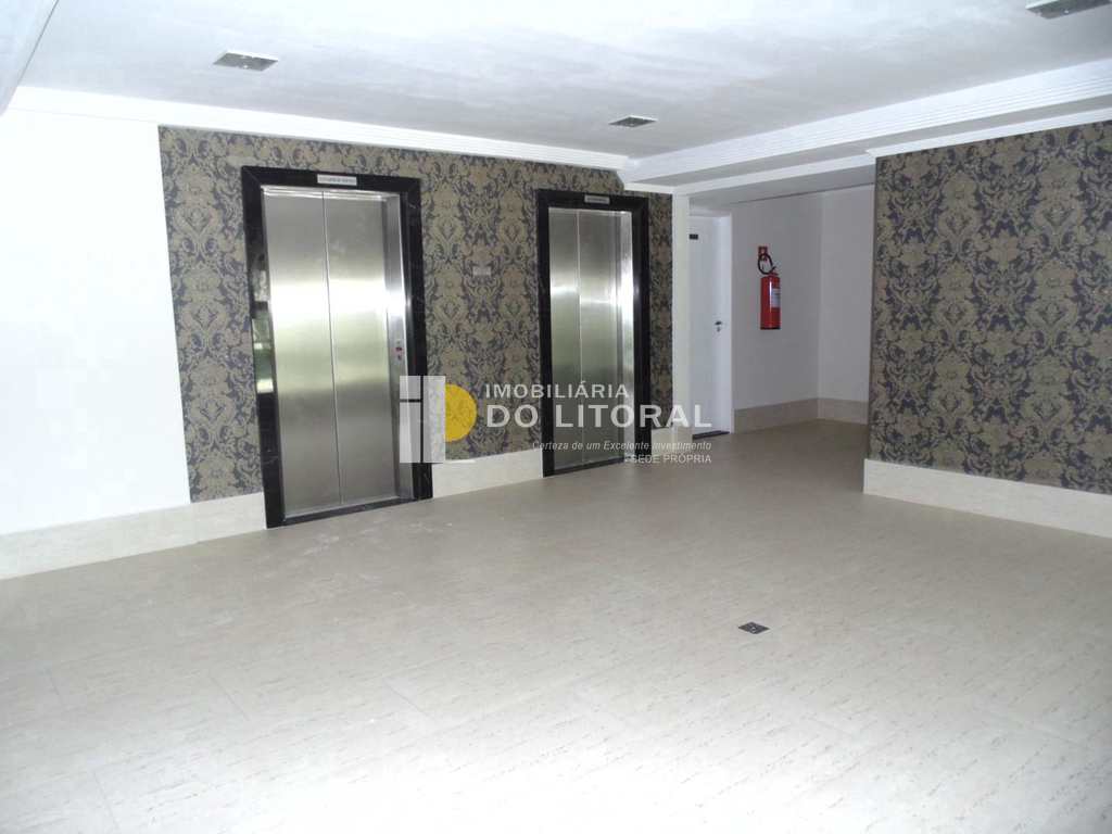 Apartamento em Mongaguá, no bairro Centro