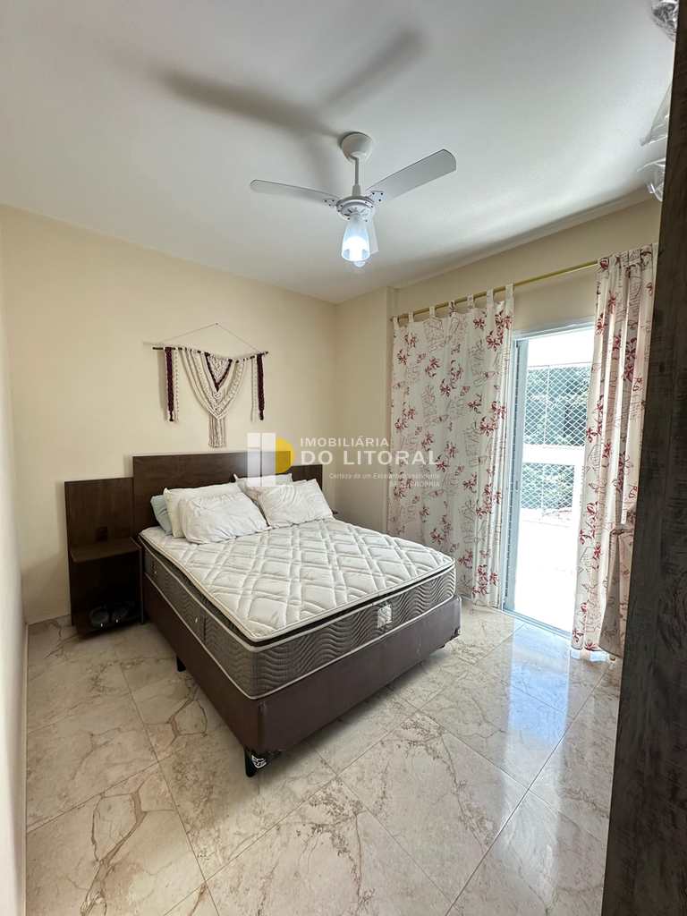 Apartamento em Mongaguá, no bairro Centro