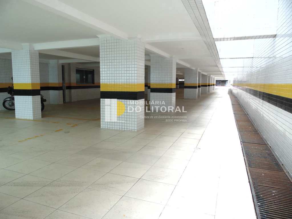 Apartamento em Mongaguá, no bairro Centro