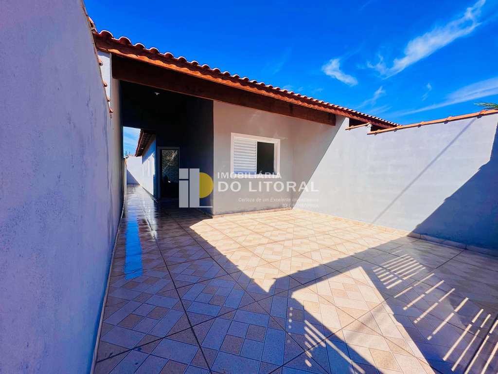Casa em Itanhaém, no bairro Nossa Senhora Sion