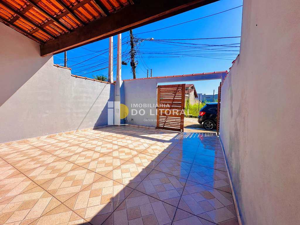 Casa em Itanhaém, no bairro Nossa Senhora Sion