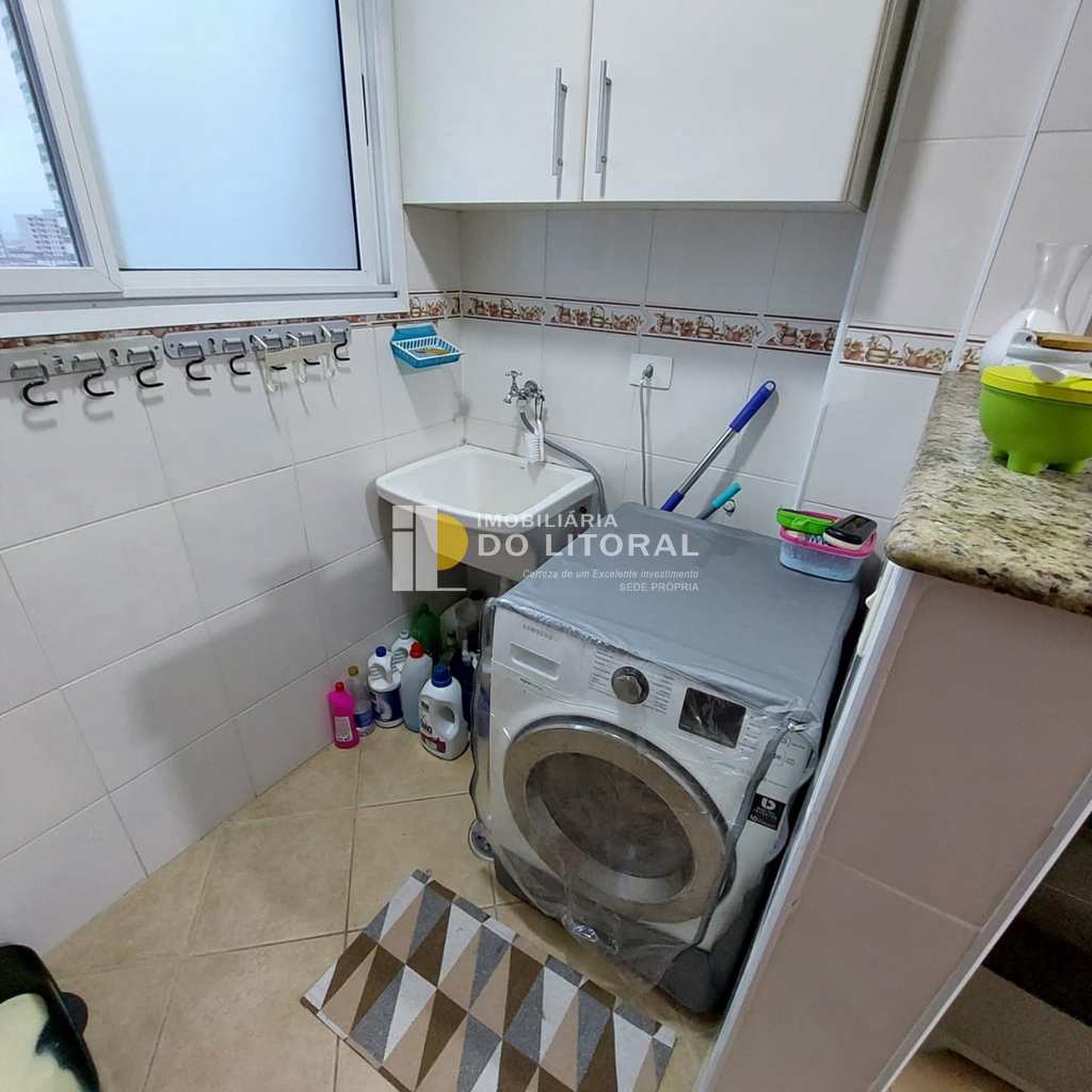 Apartamento em Mongaguá, no bairro Vila Vera Cruz