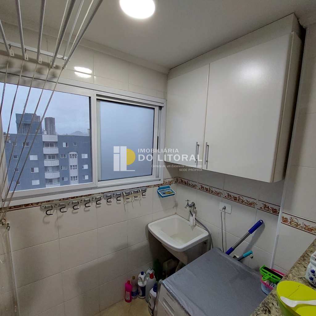Apartamento em Mongaguá, no bairro Vila Vera Cruz