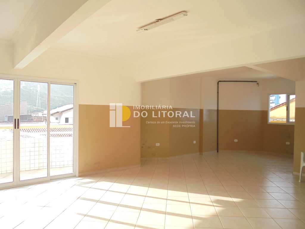 Apartamento em Mongaguá, no bairro Vila Vera Cruz