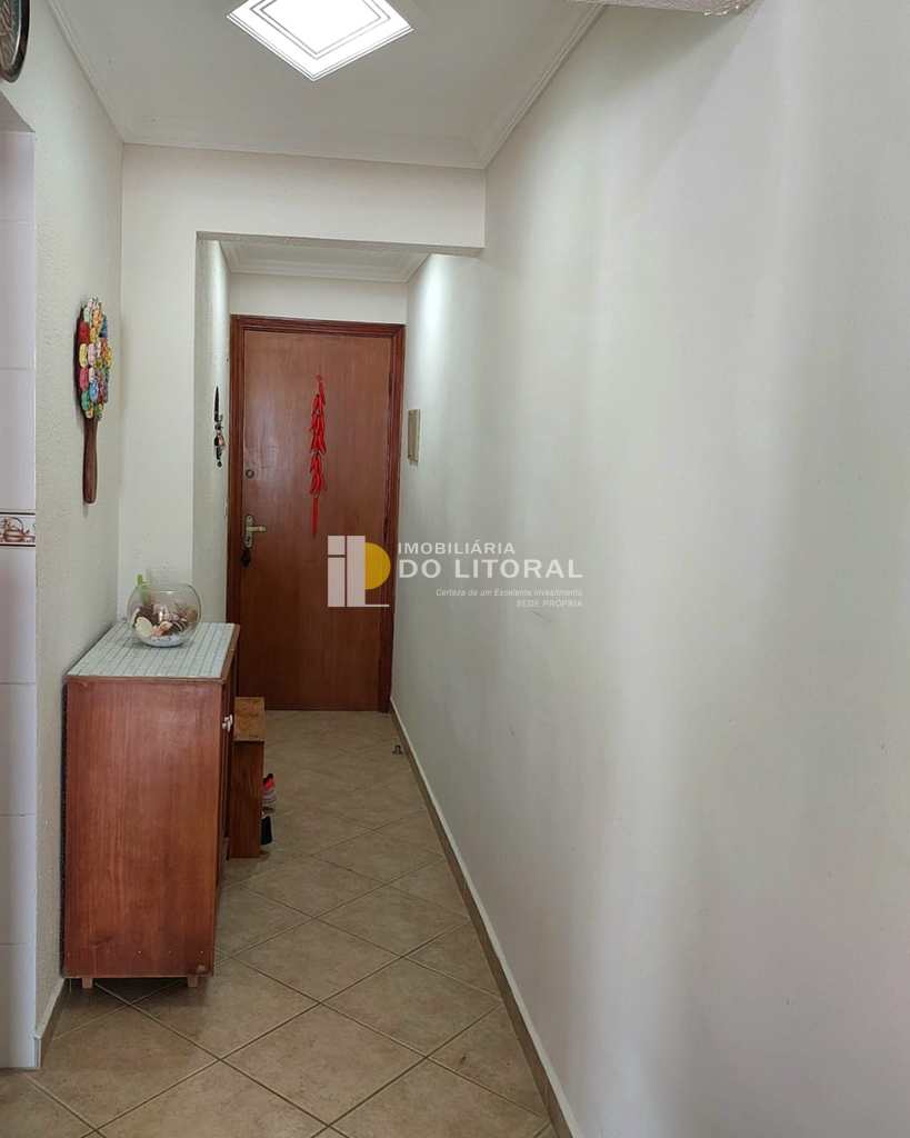 Apartamento em Mongaguá, no bairro Vila Vera Cruz