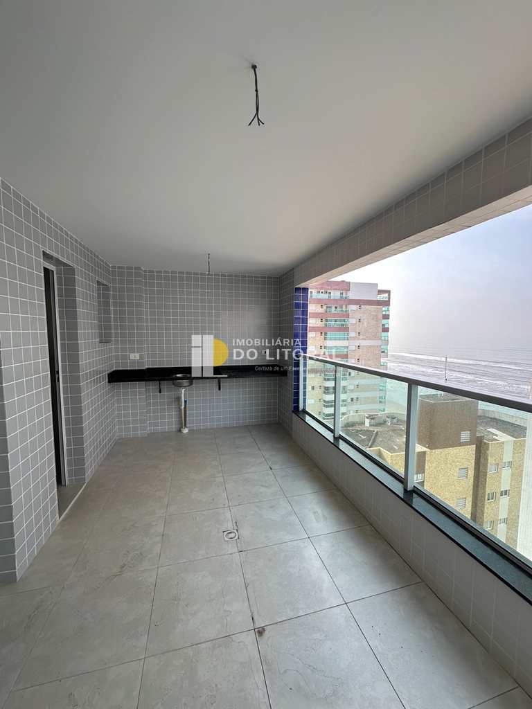 Apartamento em Mongaguá, no bairro Centro