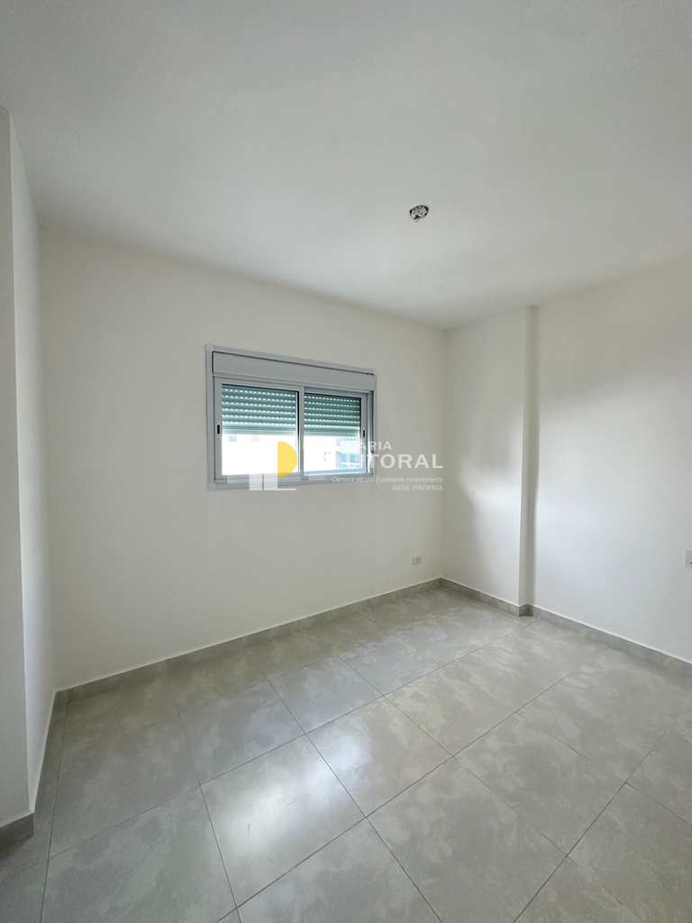 Apartamento em Mongaguá, no bairro Centro
