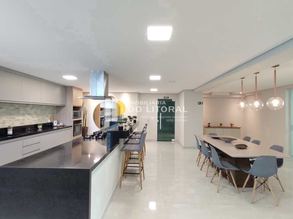 Apartamento em Mongaguá, no bairro Centro