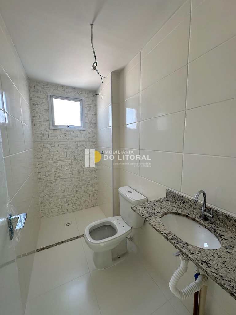 Apartamento em Mongaguá, no bairro Centro