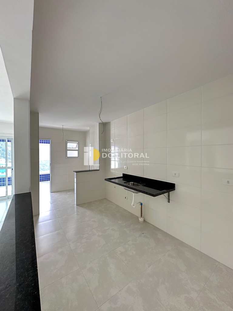 Apartamento em Mongaguá, no bairro Centro
