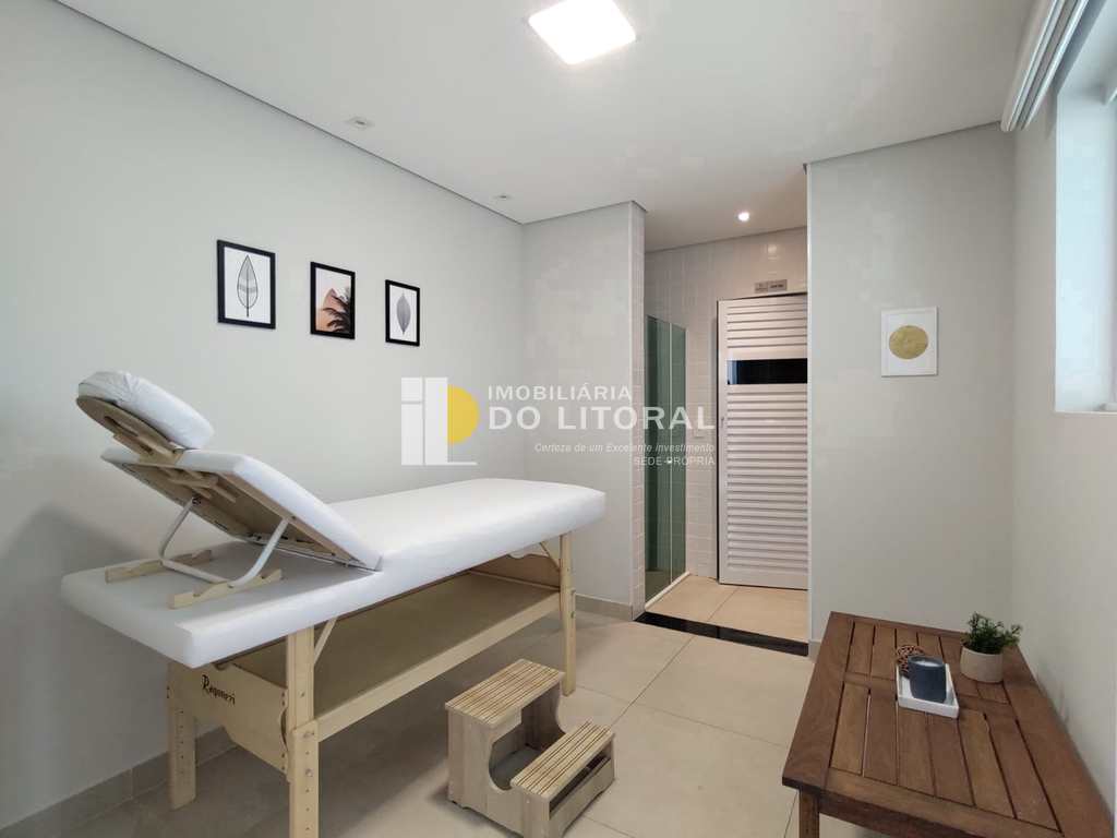 Apartamento em Mongaguá, no bairro Centro