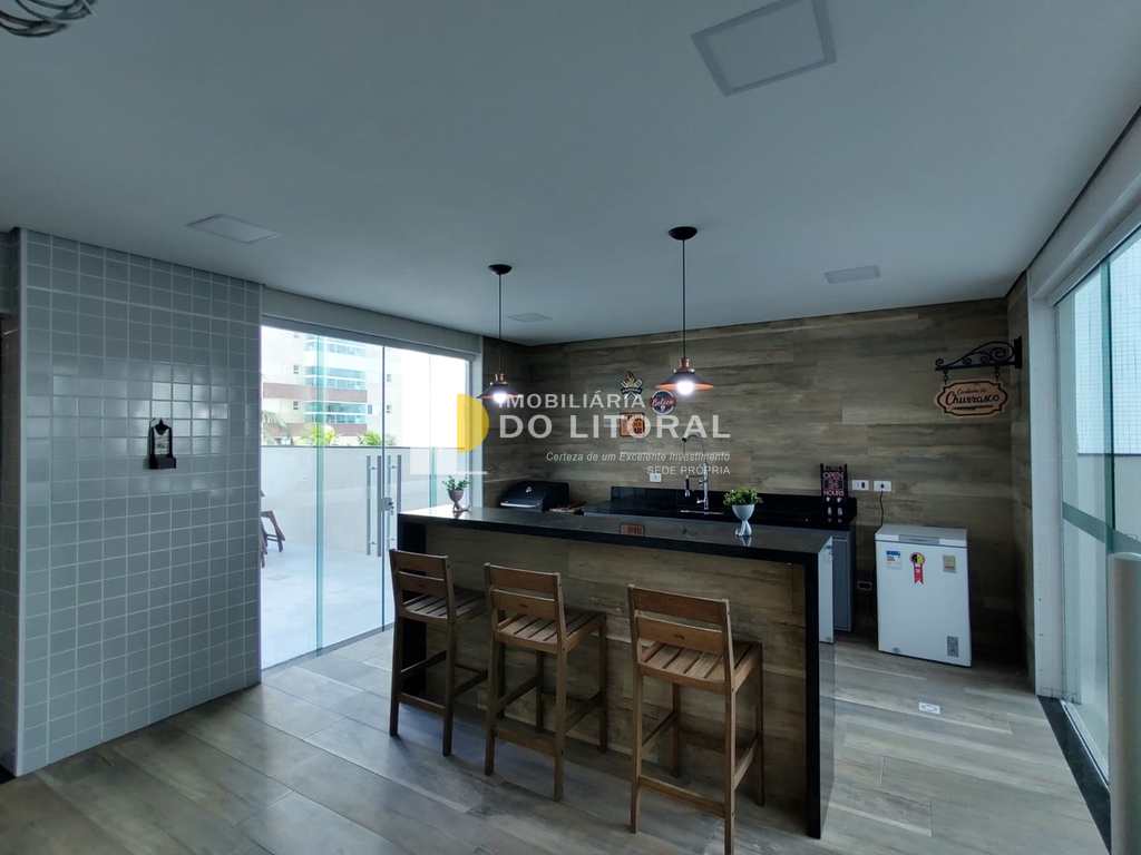 Apartamento em Mongaguá, no bairro Centro