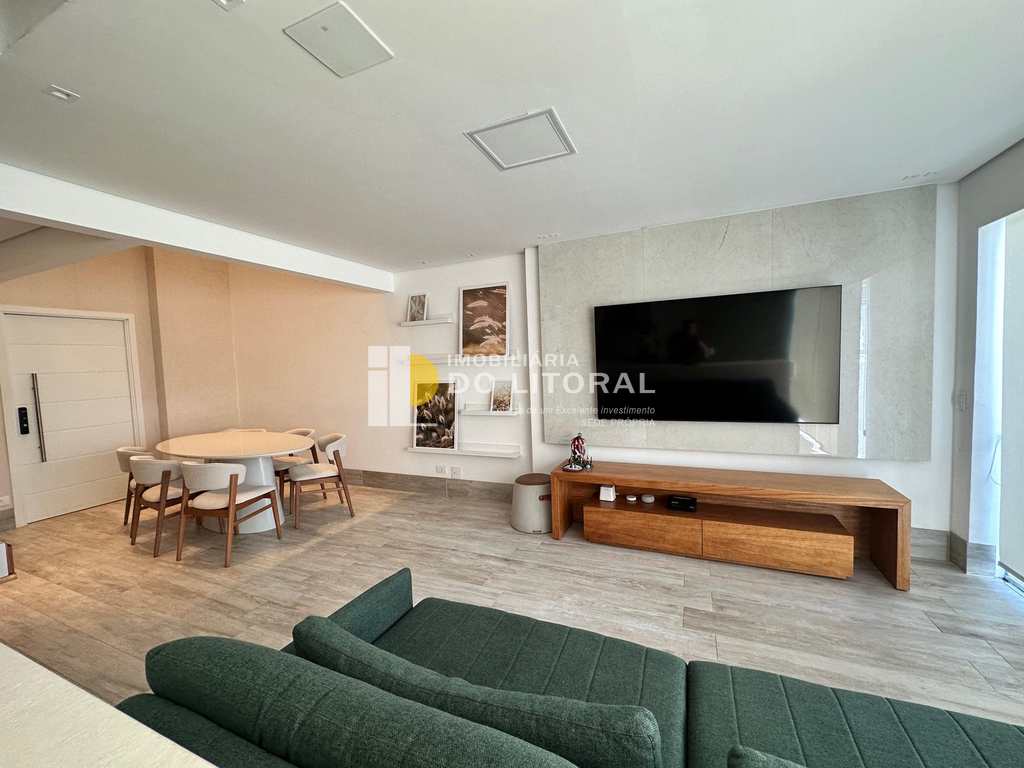 Apartamento em Praia Grande, no bairro Canto do Forte