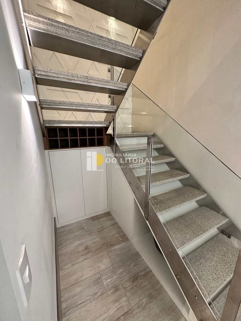 Apartamento em Praia Grande, no bairro Canto do Forte