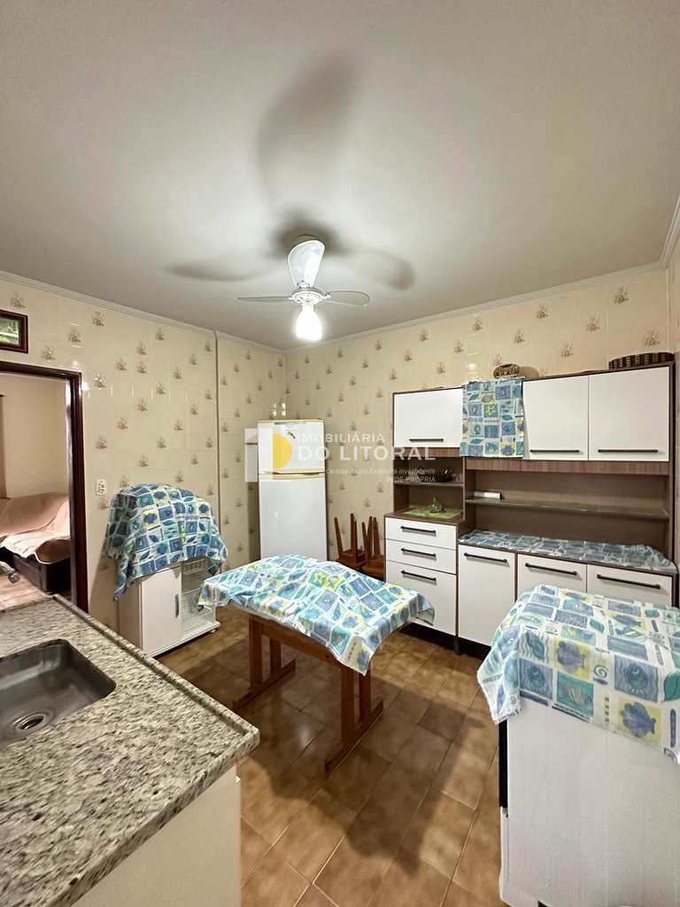 Apartamento em Mongaguá, no bairro Centro