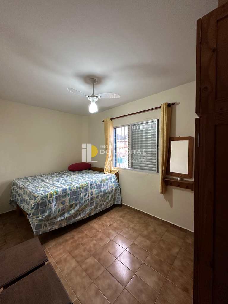 Apartamento em Mongaguá, no bairro Centro