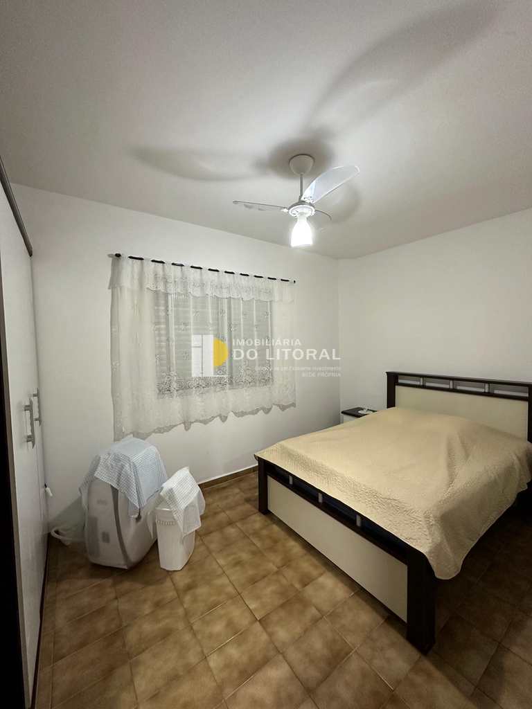 Apartamento em Mongaguá, no bairro Centro