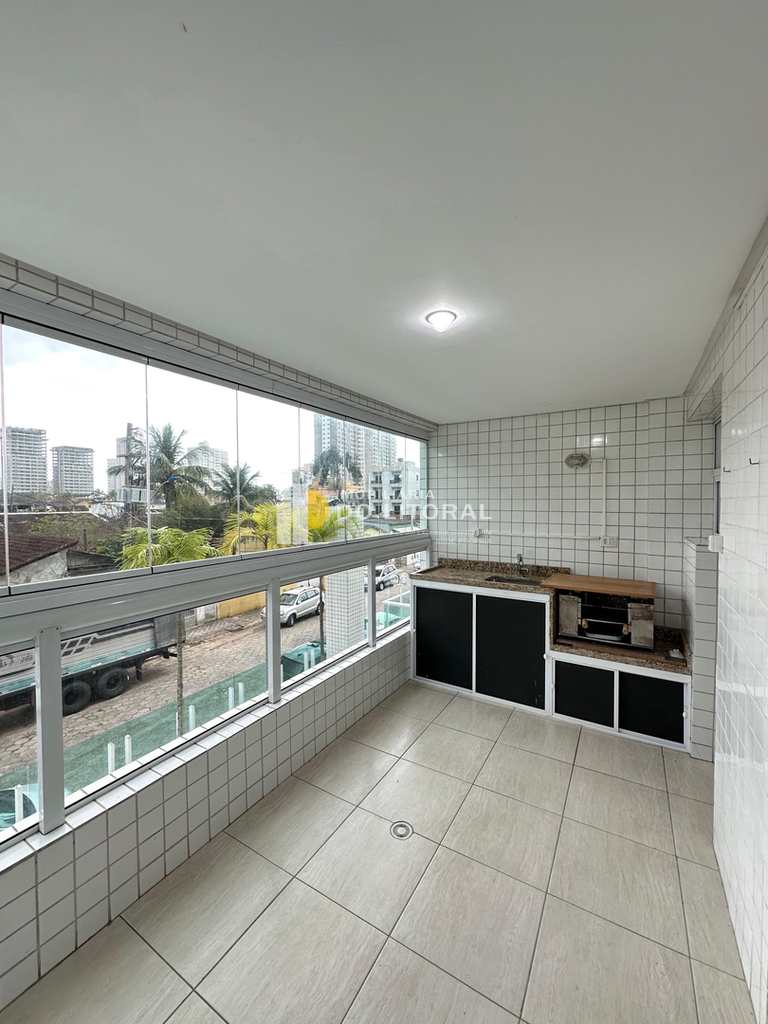 Apartamento em Mongaguá, no bairro Centro