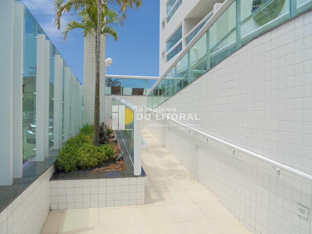 Apartamento em Mongaguá, no bairro Centro