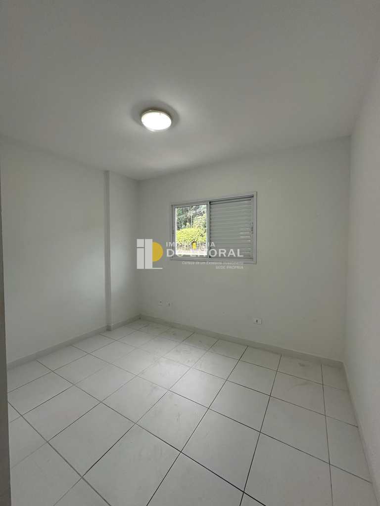 Apartamento em Mongaguá, no bairro Centro