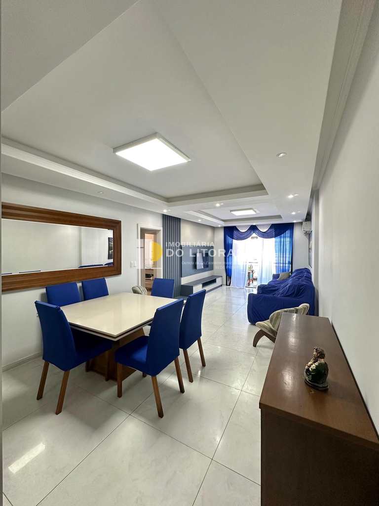 Apartamento em Mongaguá, no bairro Centro