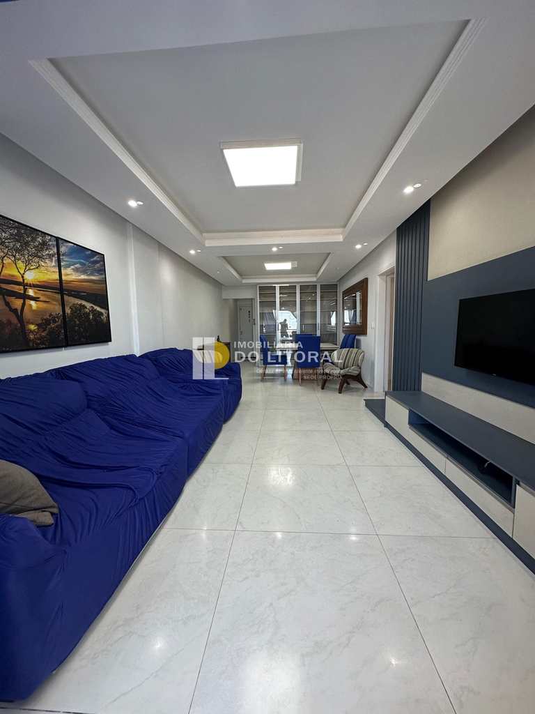 Apartamento em Mongaguá, no bairro Centro