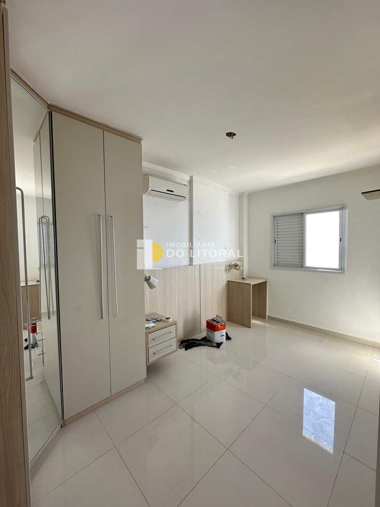 Apartamento em Praia Grande, no bairro Solemar