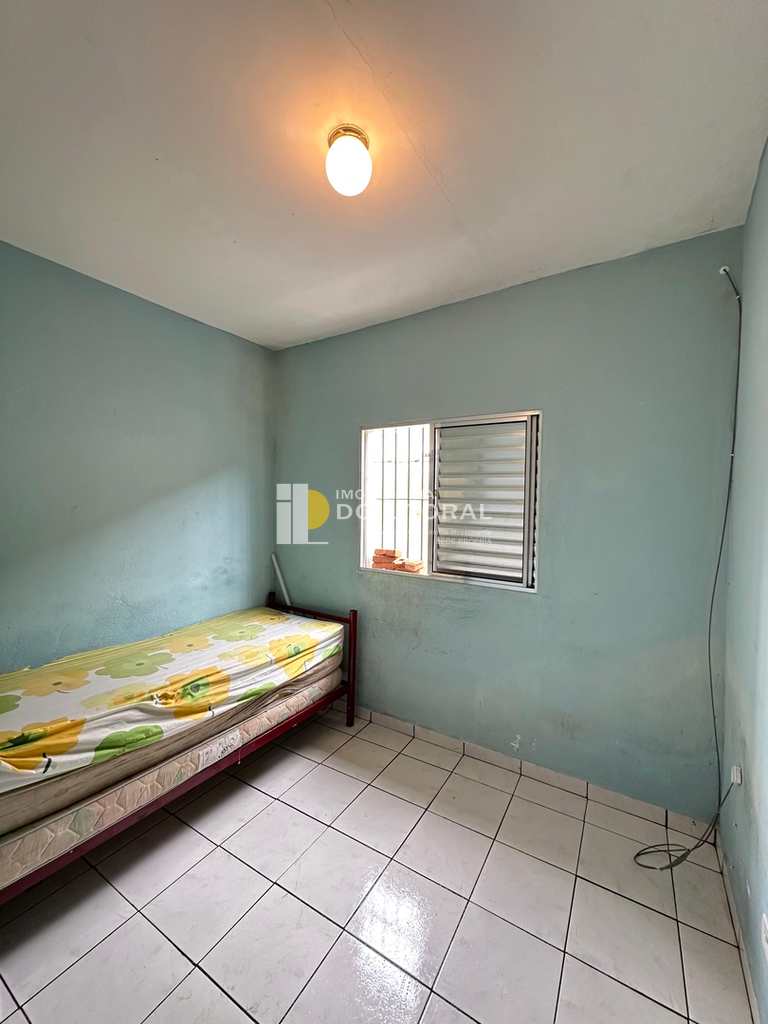Casa em Mongaguá, no bairro Balneário Jussara