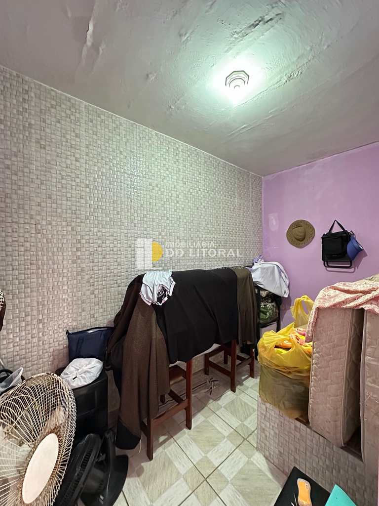 Casa em Mongaguá, no bairro Balneário Jussara