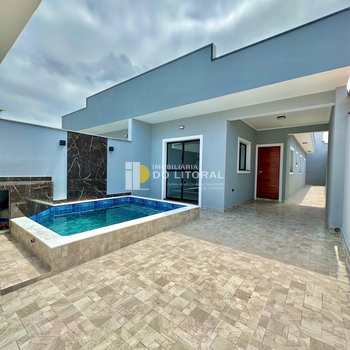 Casa em Mongaguá, bairro Jardim Praia Grande