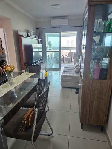 Apartamento, código 424968 em Mongaguá, bairro Centro