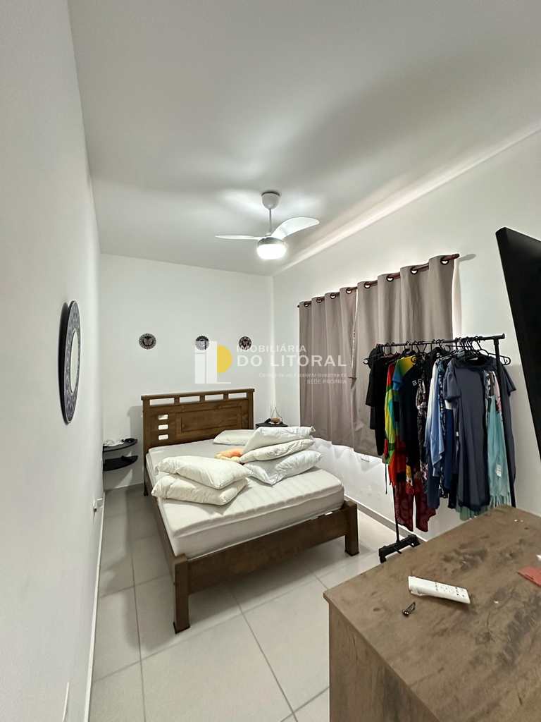 Casa em Mongaguá, no bairro Agenor de Campos