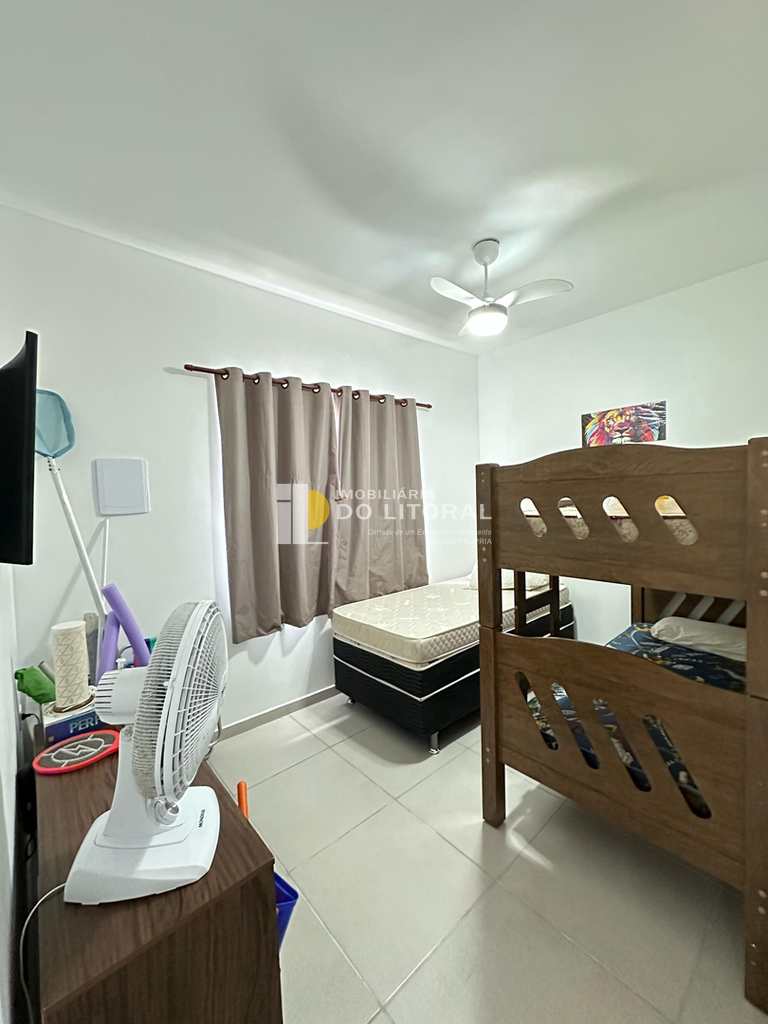 Casa em Mongaguá, no bairro Agenor de Campos