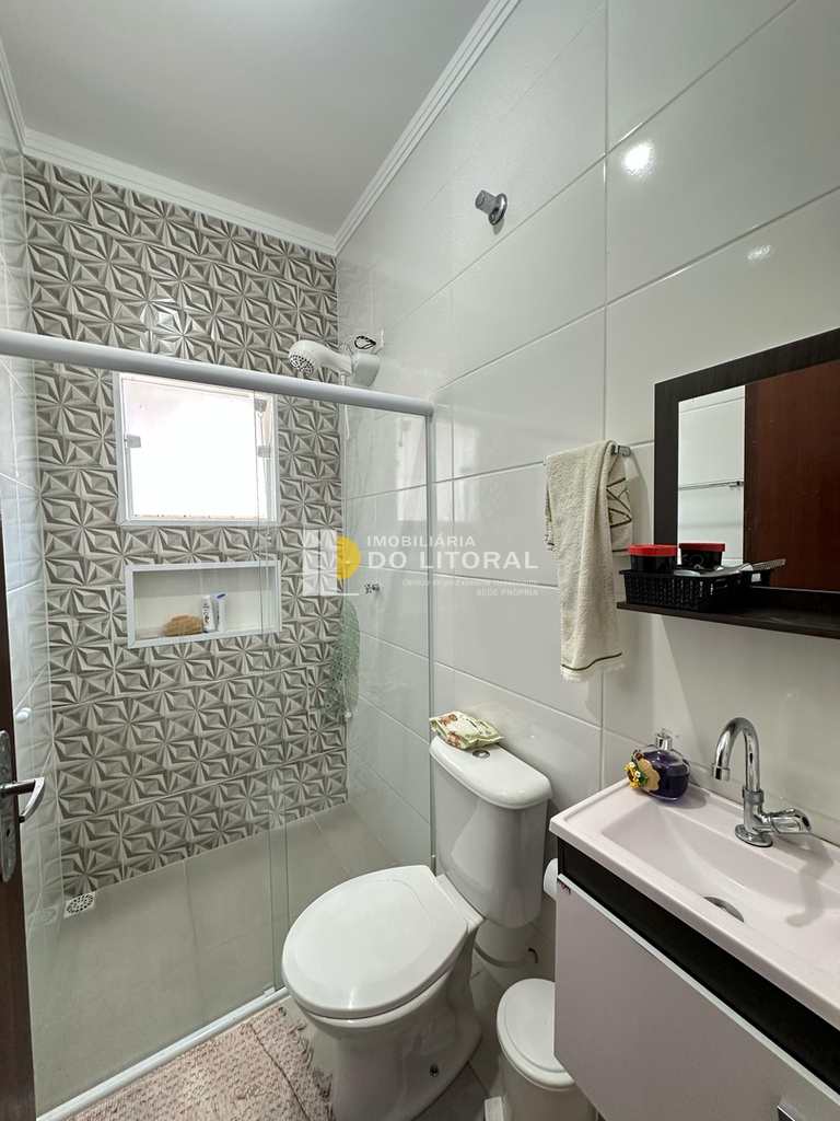 Casa em Mongaguá, no bairro Agenor de Campos