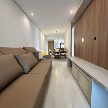 Apartamento em Mongaguá, bairro Centro