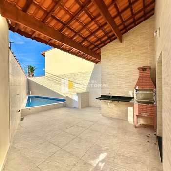 Casa em Mongaguá, bairro Balneário Itaguai