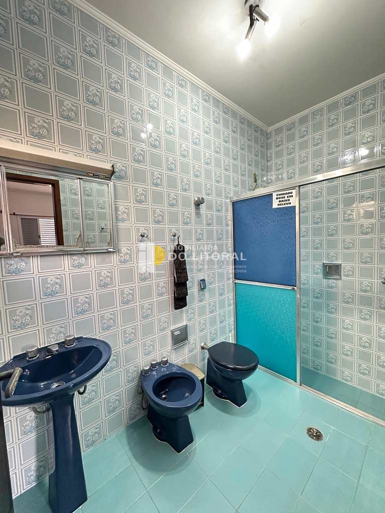 Casa em Mongaguá, no bairro Balneário Plataforma