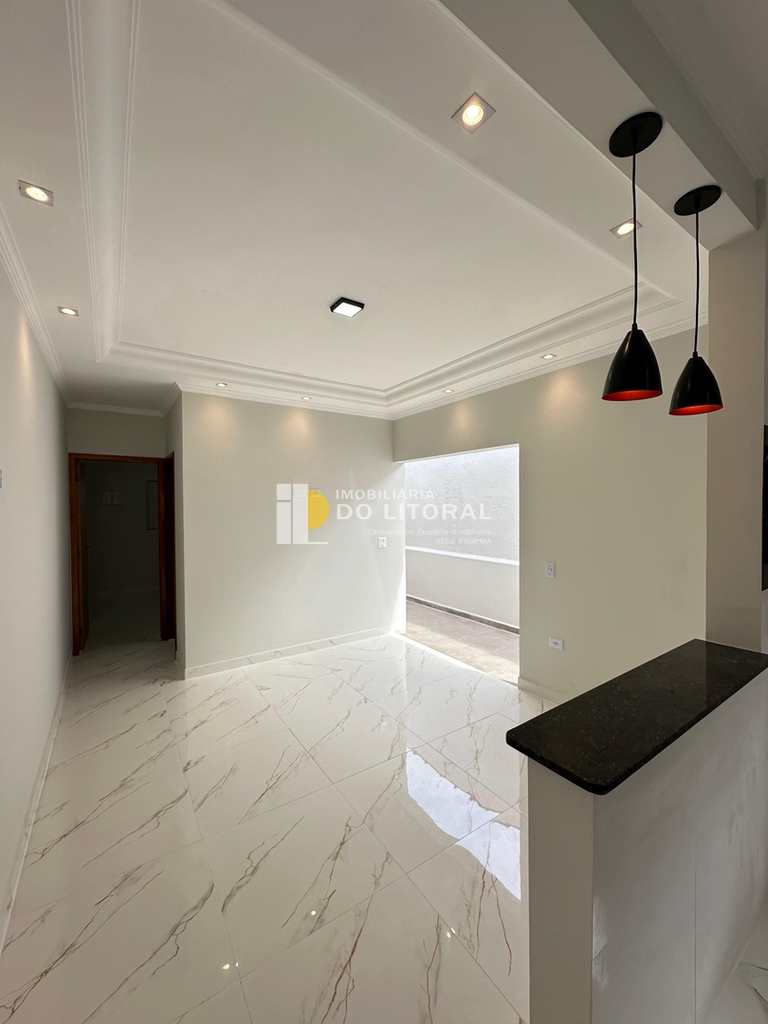 Casa em Mongaguá, no bairro Jardim Praia Grande