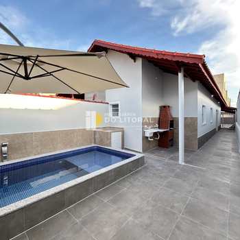 Casa em Mongaguá, bairro Jardim Praia Grande