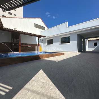 Casa em Mongaguá, bairro Santa Eugênia