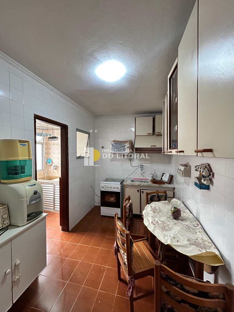Apartamento em Mongaguá, no bairro Centro
