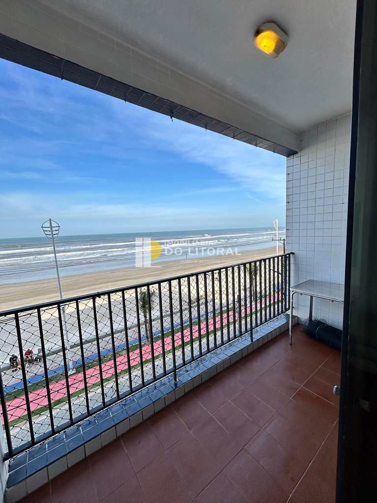 Apartamento em Mongaguá, no bairro Centro