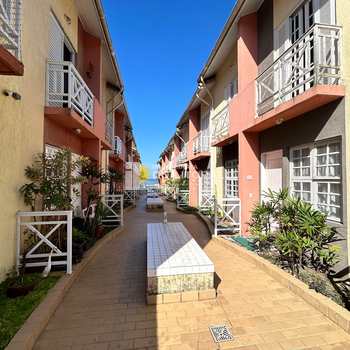 Sobrado de Condomínio em Mongaguá, bairro Jardim Marina