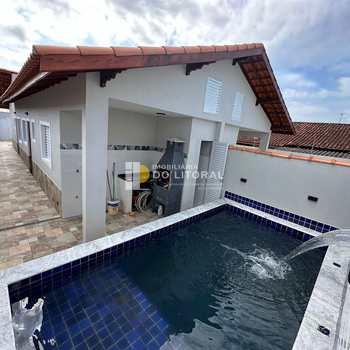 Casa em Itanhaém, bairro Jardim Suarão