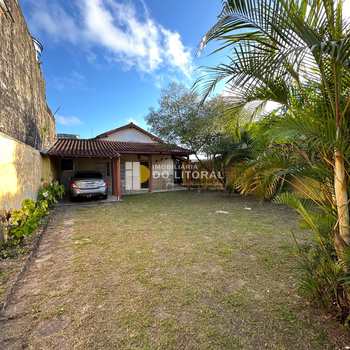 Casa em Mongaguá, bairro Vila Atlântica