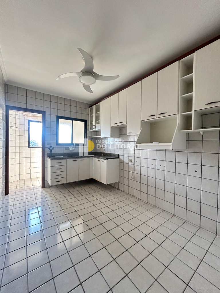 Apartamento em Mongaguá, no bairro Vila Vera Cruz