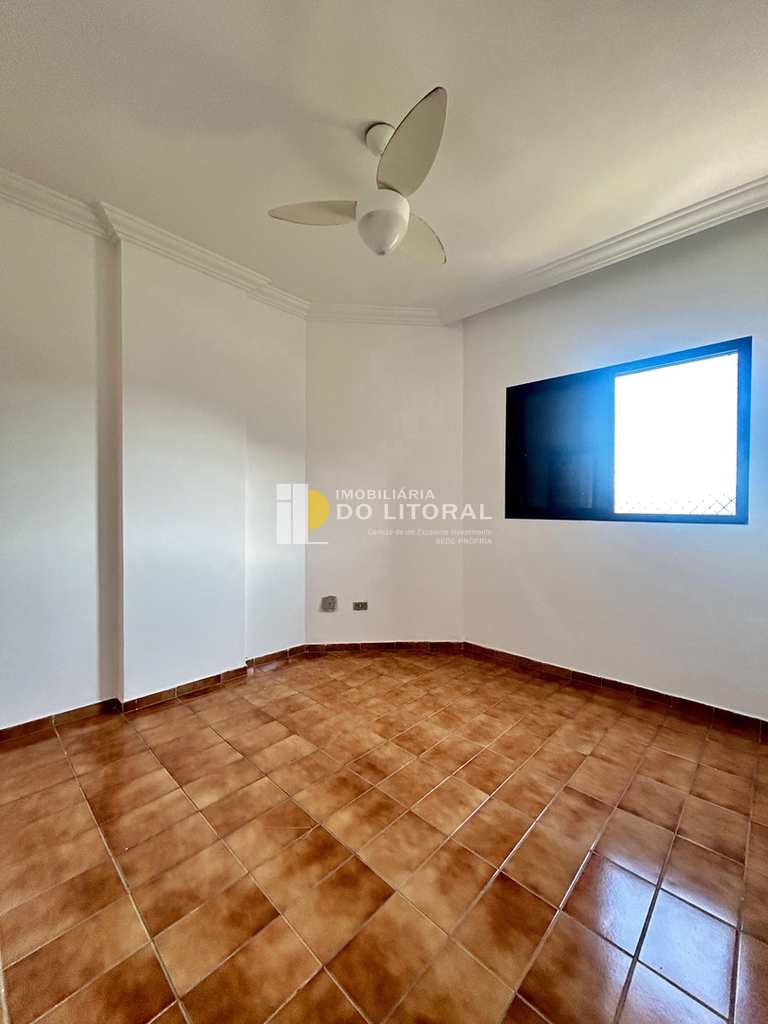 Apartamento em Mongaguá, no bairro Vila Vera Cruz
