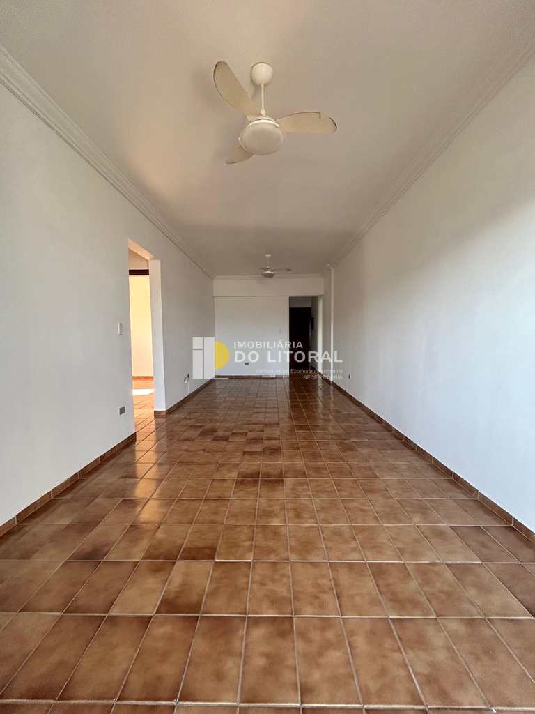 Apartamento em Mongaguá, no bairro Vila Vera Cruz